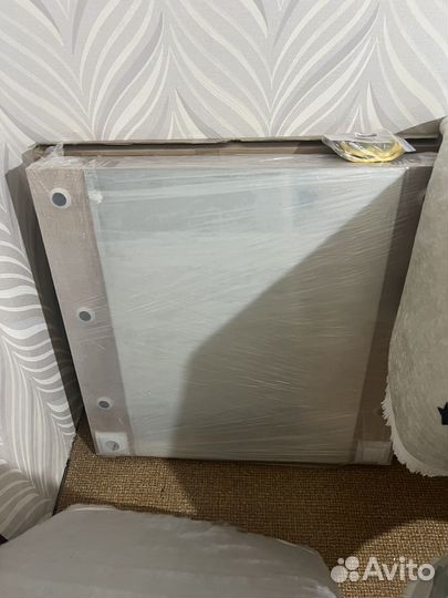 Туалетный столик с подсветкой