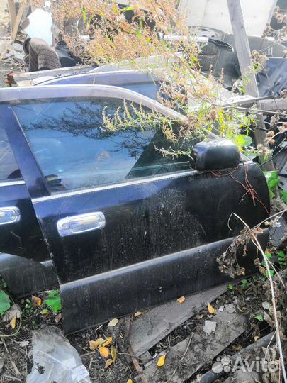 Дверь передняя правая Toyota Crown Majesta 171 куз