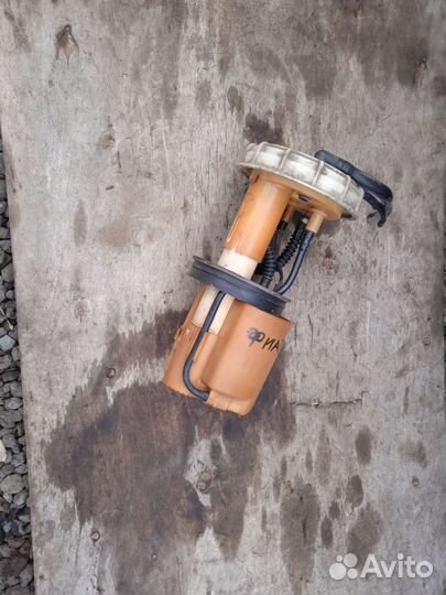 Топливный насос Фиат Брава Мареа 1.4