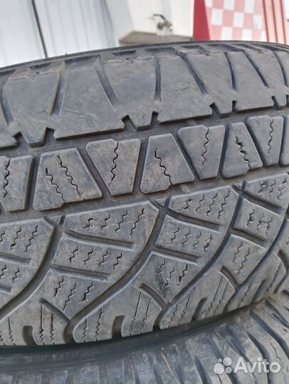 Michelin Latitude Cross 235/75 R15 109H