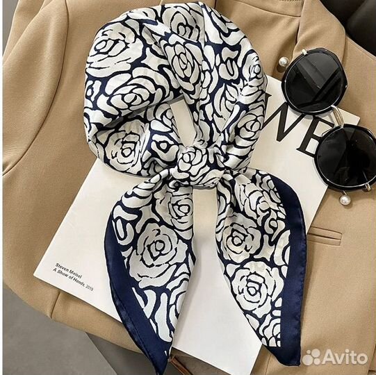 Шелковый платок на голову, шею летний, 70х70