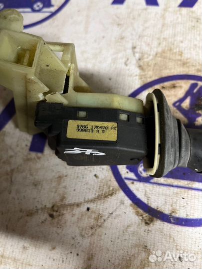 Подрулевой переключатель Ford Mondeo 1