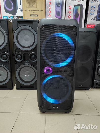 Огромная мощная колонка