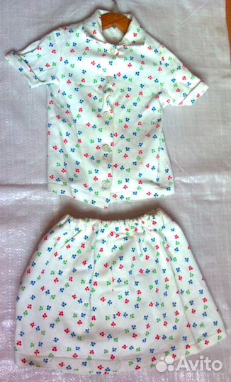 Куртка, сарафан,костюмчик, носочки на 2-3 г