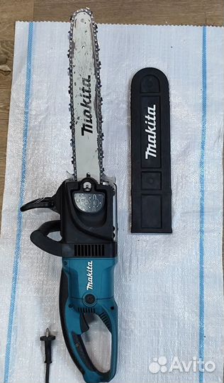 Пила цепная электрическая Makita UC 4030A