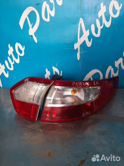 Фонарь правый Рено Флюенс внутренний наружный