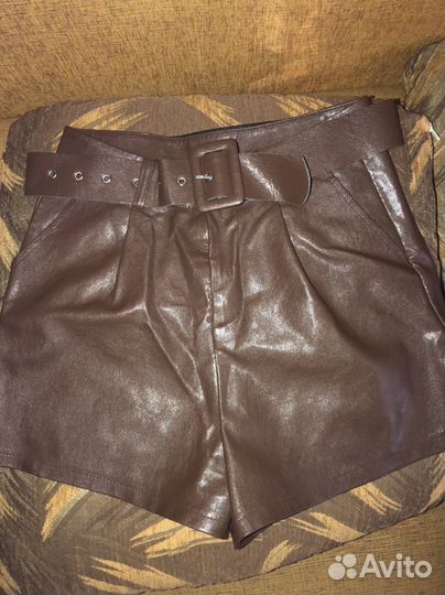 Шорты из эко кожи