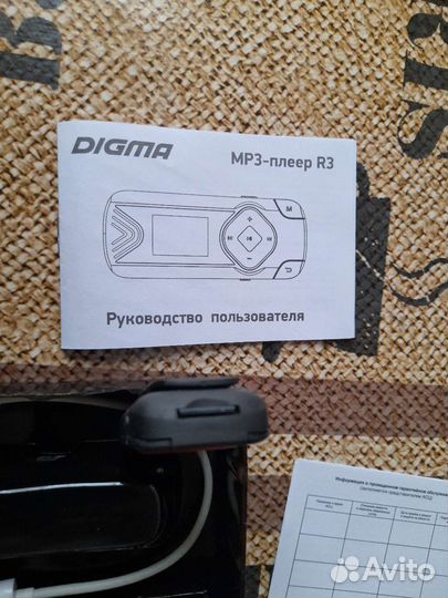 Digmamp3 плеер R3 8Гб Flash FM радио черный