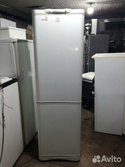 Большой Холодильник Индезит