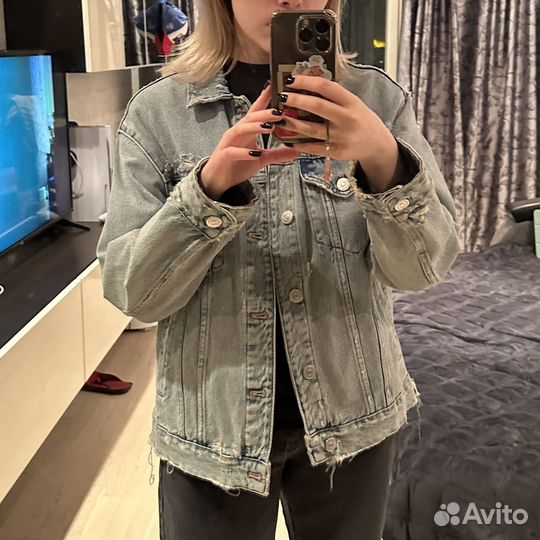 Джинсовая куртка