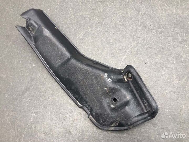 Локер задний правый Mitsubishi Carisma DA1A 4G92