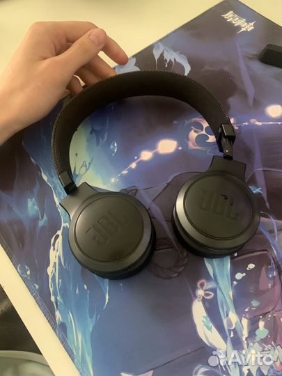 Беспроводные наушники jbl live 400bt