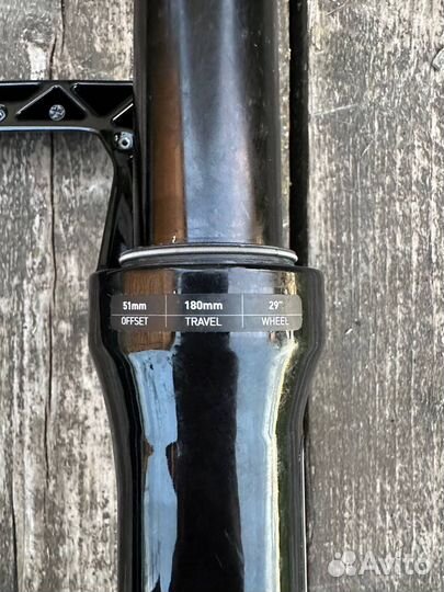 Вилка RockShox Zeb Ultimate 29 180 мм