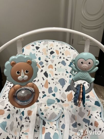 Шезлонг детский Fisher Price