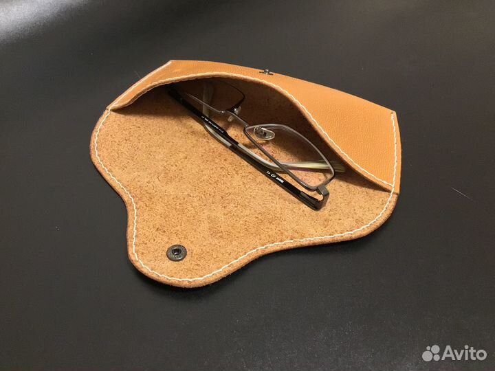 Очечник из натуральной кожи