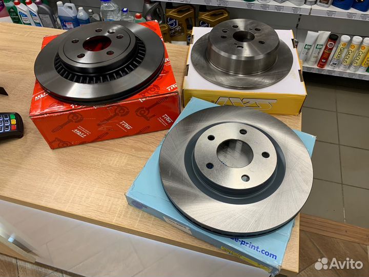 Тормозной диск задний Лансер 9