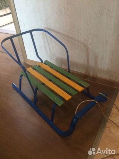 Санки, ледянки, лопаты, снежколеп