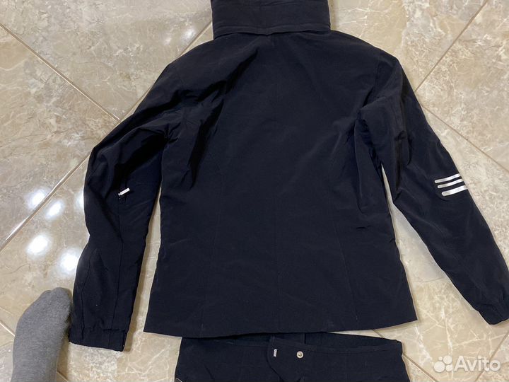 Горнолыжный костюм женский Descente р. М