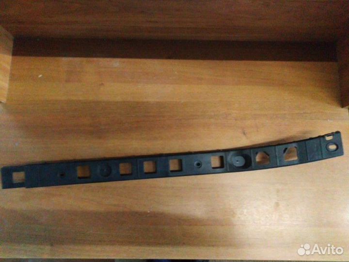 Кронштейн бампера задний левый Skoda Fabia 1999