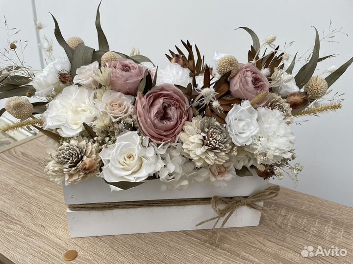 Композиция из сухоцветов