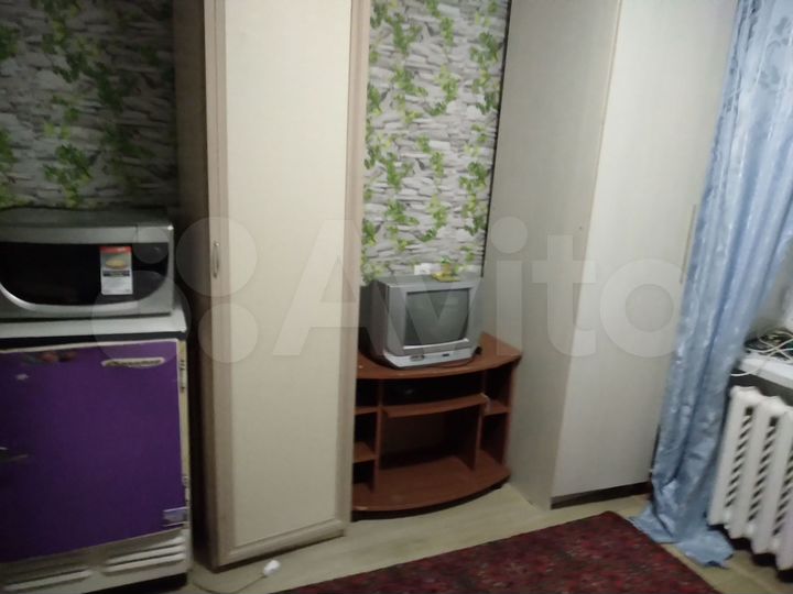 Комната 10,5 м² в 4-к., 9/9 эт.