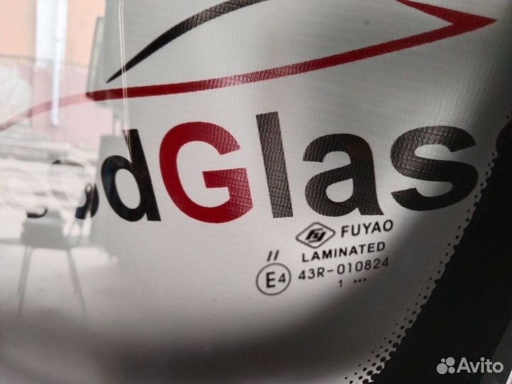 Автостекло Audi 80/90/ ауди 80/90 86-95 год