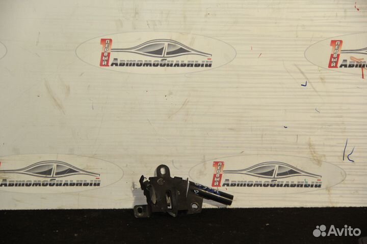 Замок капота c Subaru Exiga YA4 EJ204