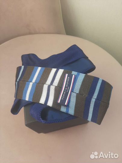 Галстук женский. Tommy Hilfiger