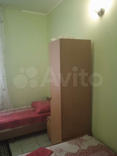 Комната 18 м² в 1-к., 1/2 эт.