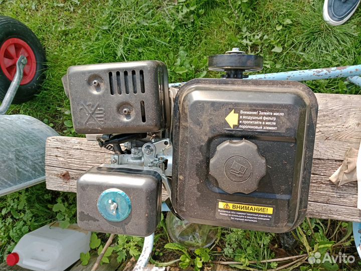 Бензиновый двигатель на мотоблок/картинг