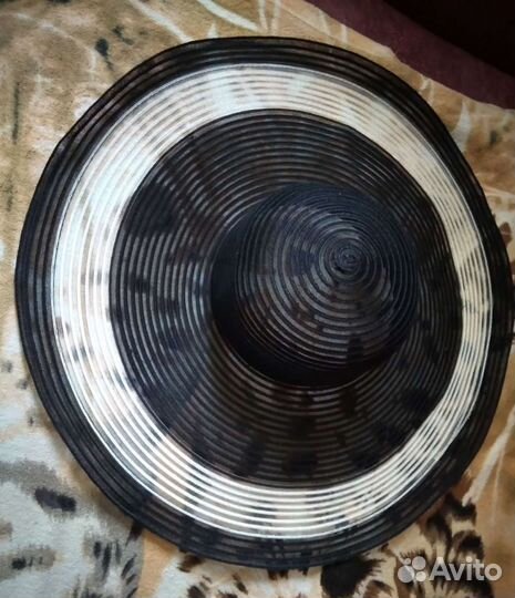 Шляпа женская соломенная, материал