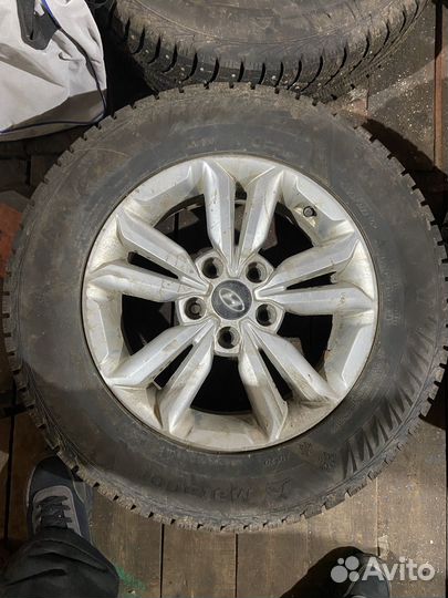Колеса зимние 215 65 r16