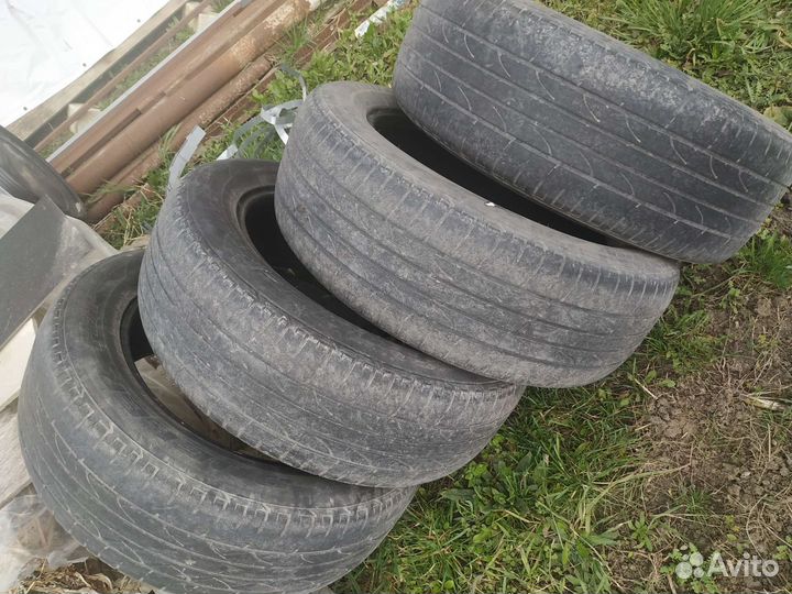 Bridgestone Dueler H/P Sport 2.25/85 R17