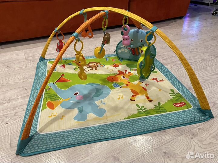 Развивающий музыкальный коврик tiny love