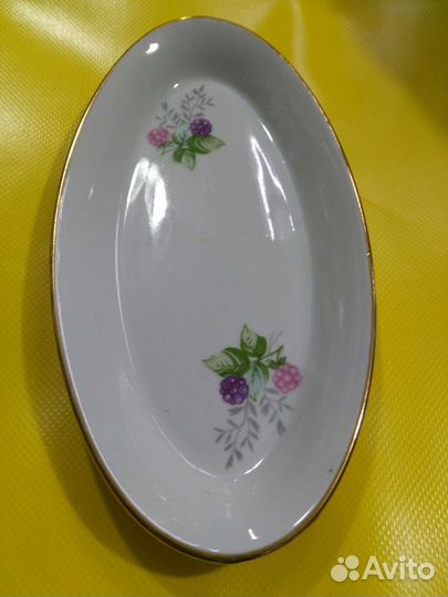 Овальное блюдо для нарезок продаю
