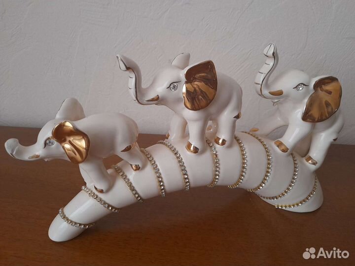 Фигурки Статуэтки Сувениры