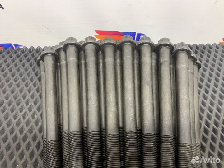 Болт гбц комплект Man TGA, Man TGS, Man TGX