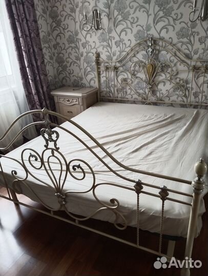 Кровать двухспальная кованая