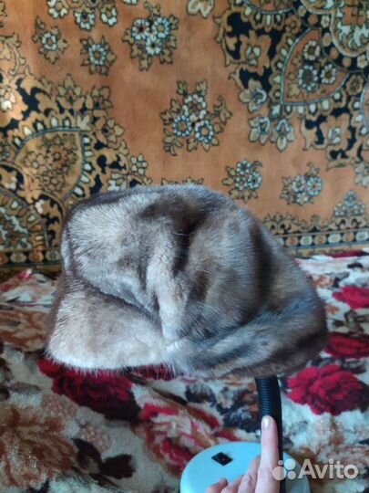 Беретка женская