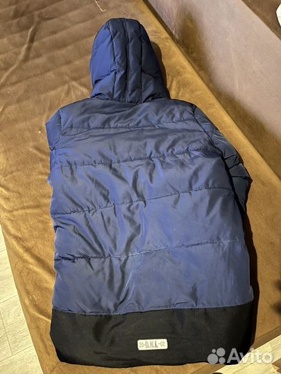 Пуховик на мальчика 140