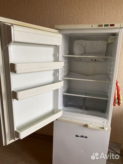 Холодильник атлант бу
