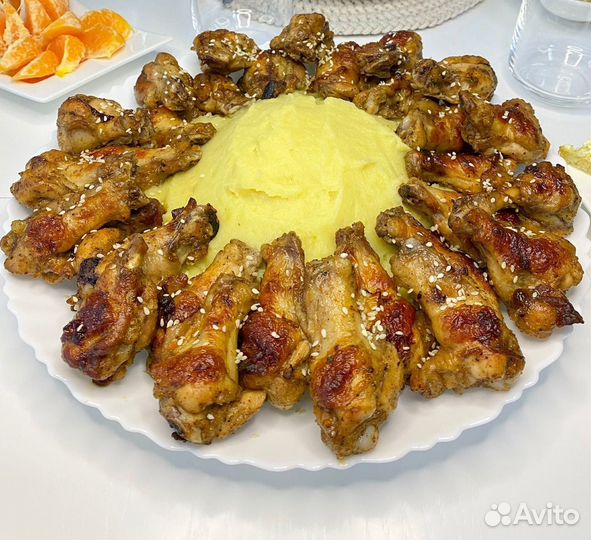 Пельмени, вареники, манты,голубцы домашние.салаты