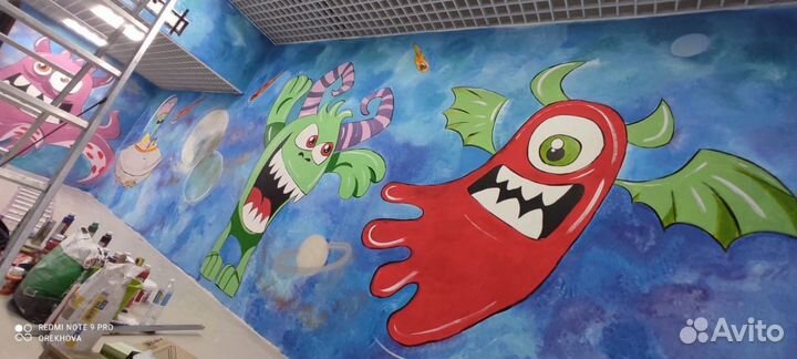 Роспись стен и интерьера