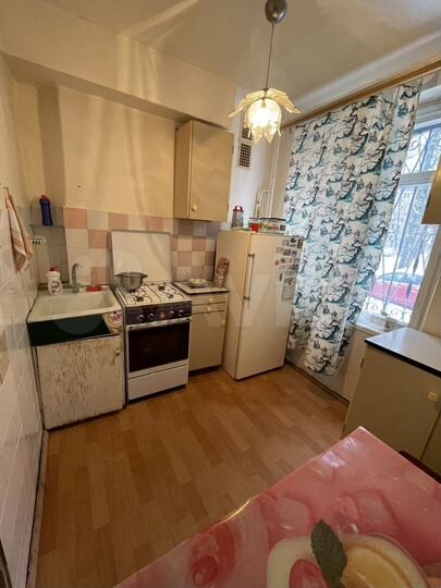 Комната 14 м² в 3-к., 1/5 эт.