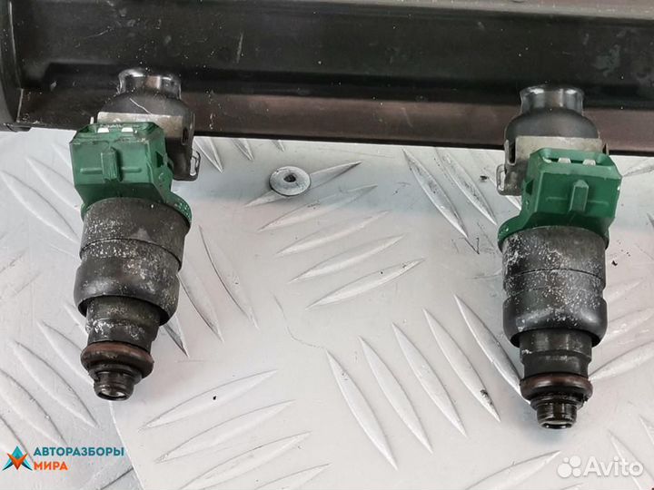 Форсунка Audi A3 8L 1997 037906031AA