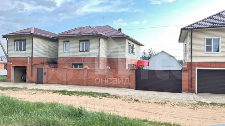 Коттедж 357,6 м² на участке 7,76 га