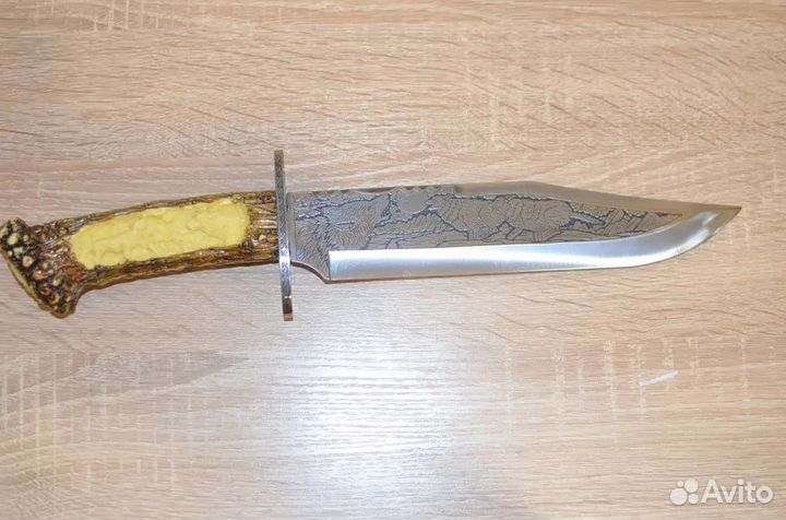 Нож сувенирный на лосиных ножках
