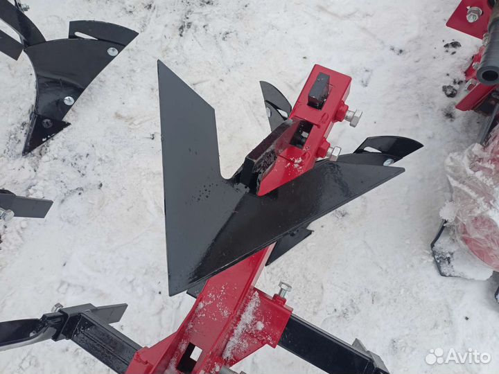 Культиватор Wirax 3-рядный с рабочей шириной 1,5 m​, 2023