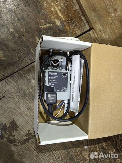 Электропривод открытия клапана вентиляции