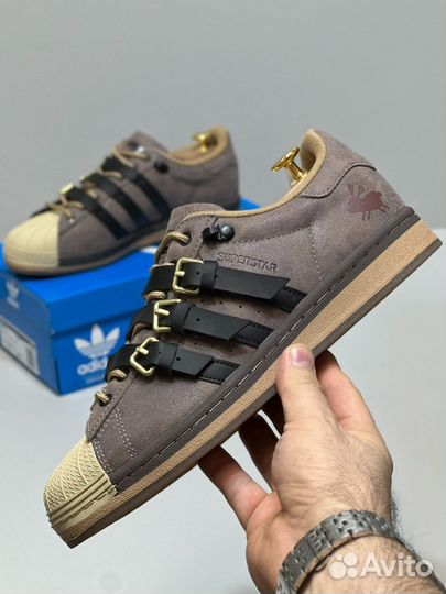 Adidas мужские кроссовки коричневый